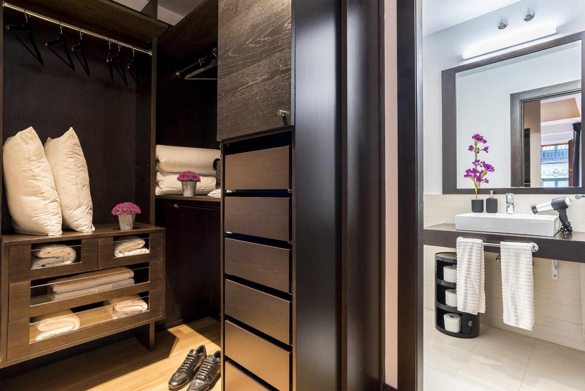 Prado By Skykey Apartment Madrid Luaran gambar